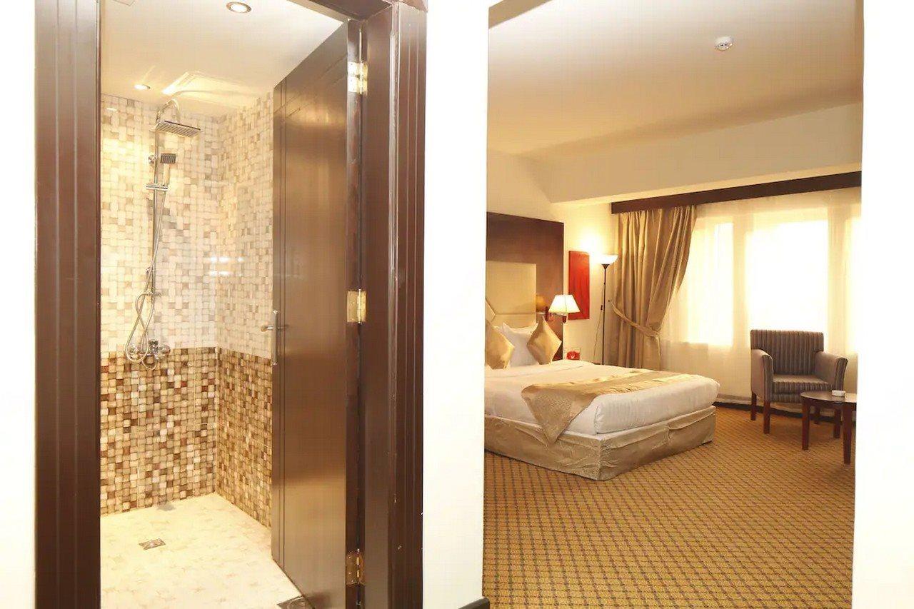 Haven Plaza Hotel Riad Exterior foto
