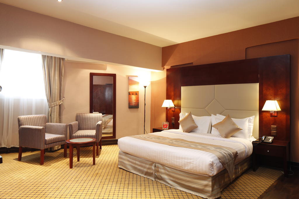 Haven Plaza Hotel Riad Exterior foto
